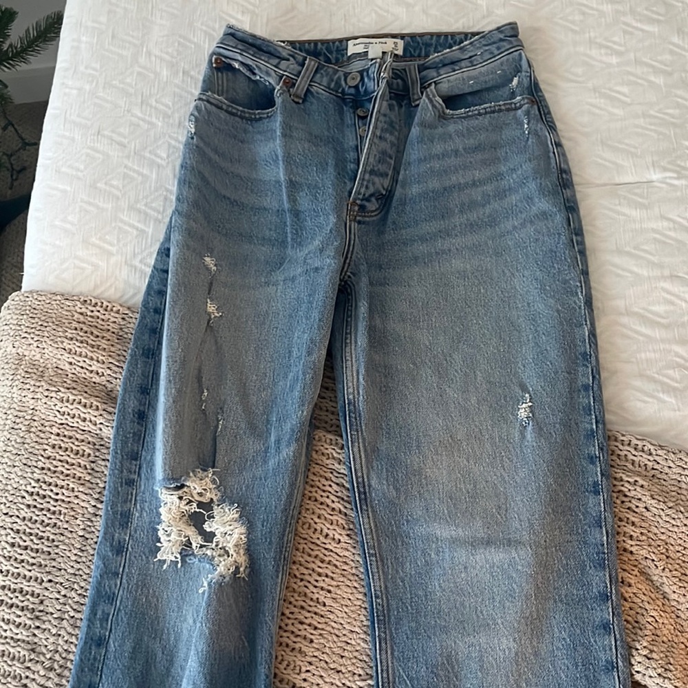 Abercrombie and fitch “the dad high rise” jeans 25”
